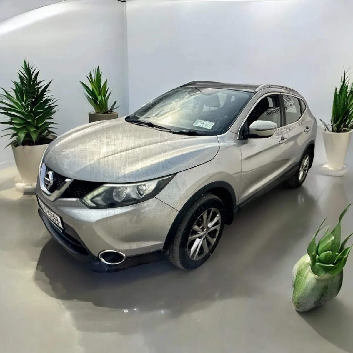 Nissan Qashqai 1.5 DSL SV - Image 1