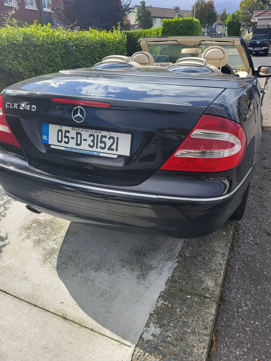 Mercedes-Benz CLK 2005