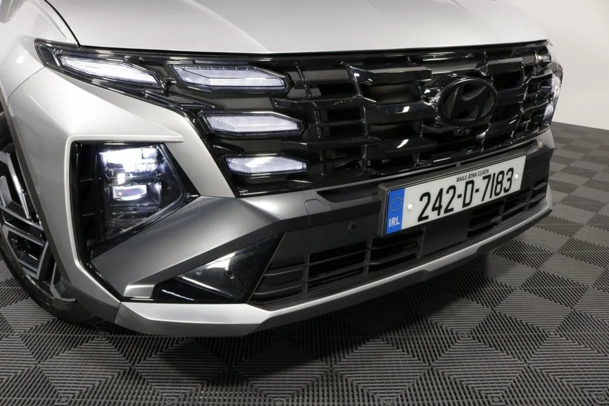 Hyundai Tucson Hybrid Executive Plus 1.6l Petrol - Image 3