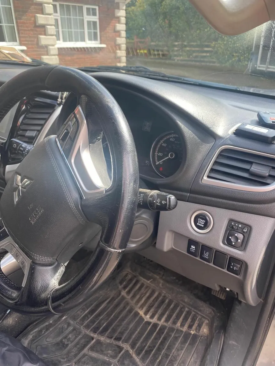 High Spec - 2019 Mitsubishi L200 - Fresh DOE - Image 4