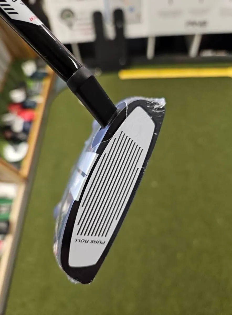 Brand New Taylormade Spider Tour Putter - Image 3