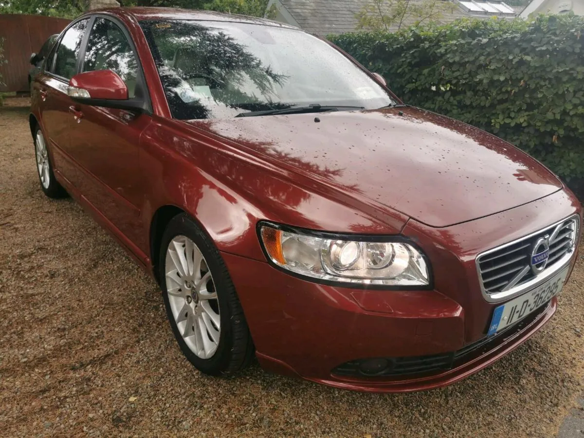 2011 Volvo S40 4-Door Diesel Saloon - Image 2