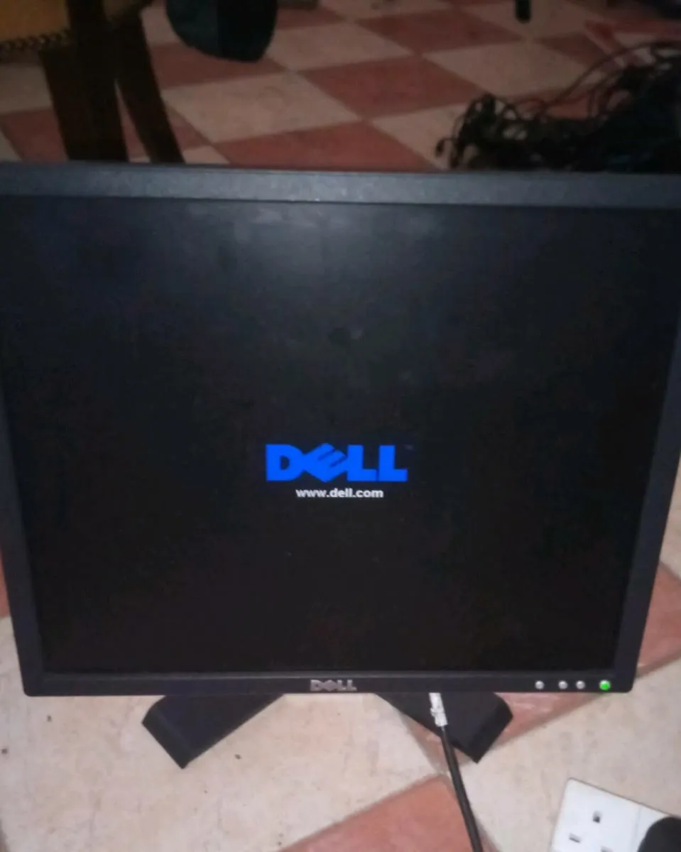DELL19-Inch LCD - Image 1