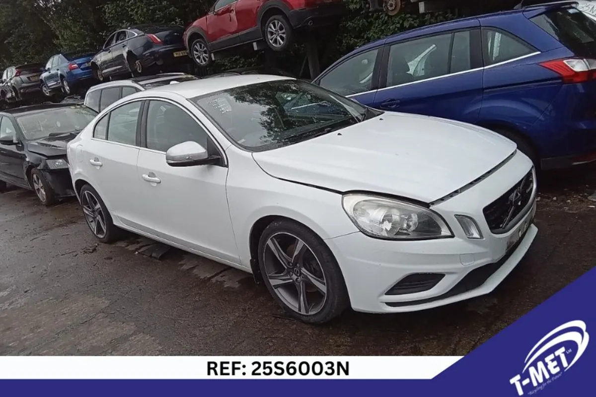 2011 VOLVO S60 BREAKING FOR PARTS - Image 1