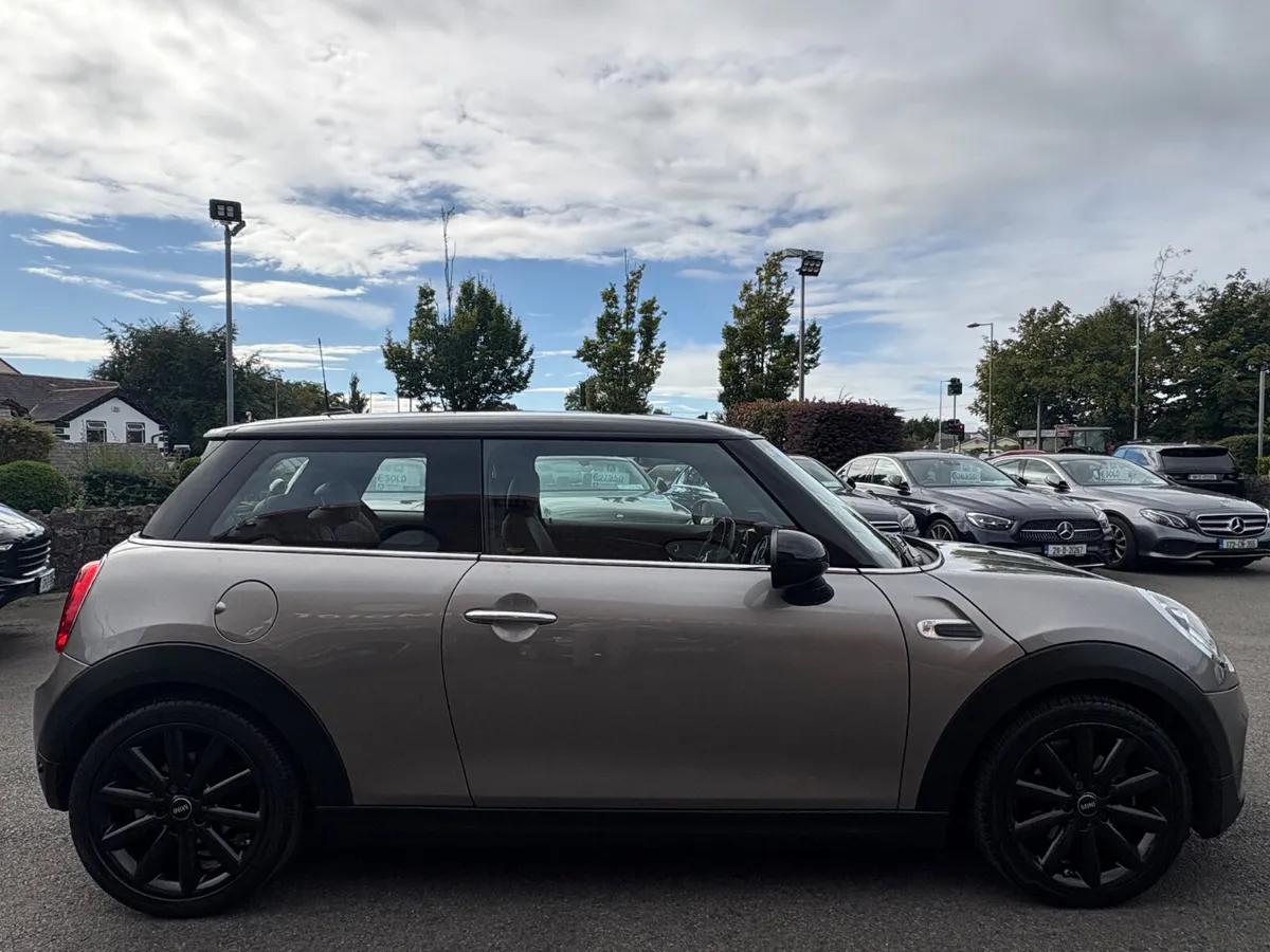 171 Mini Cooper 1.5 Petrol *Low Kils* - Image 4