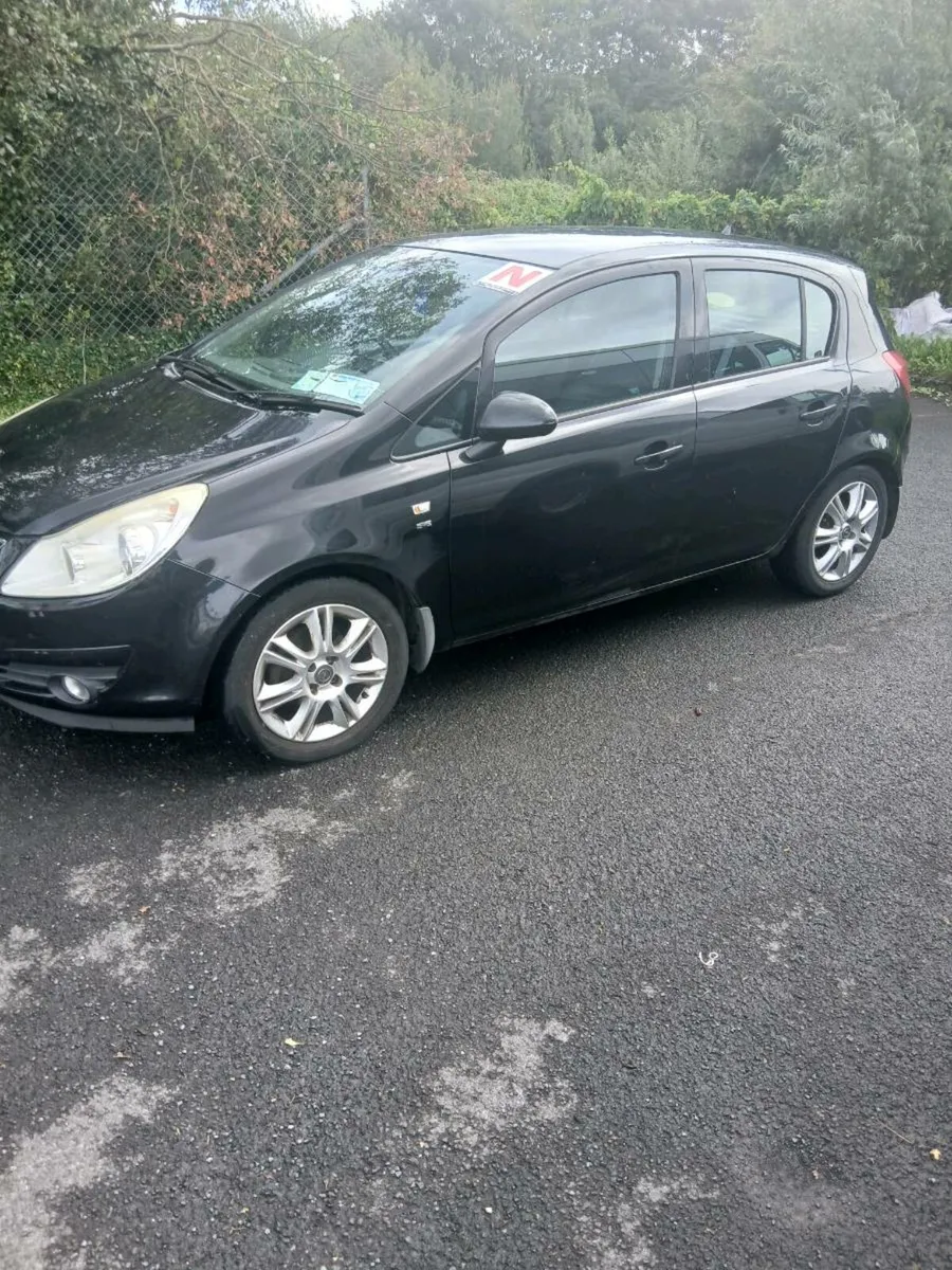 Opel Corsa 2010 - Image 2