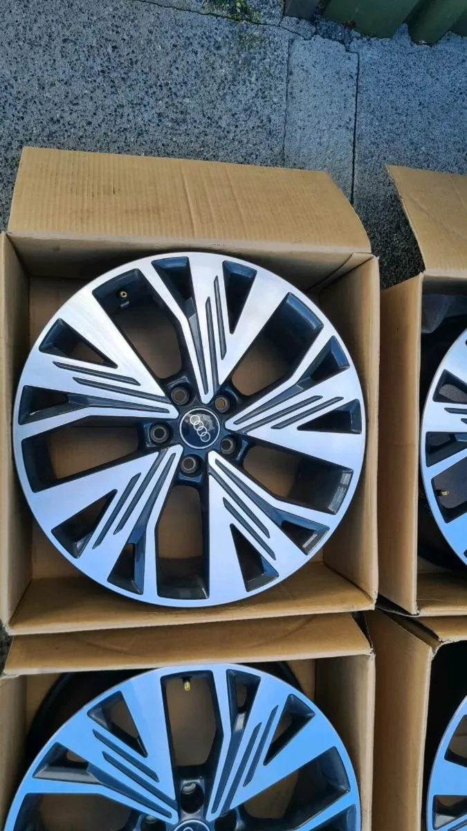 AUDI ALLOY RIMS - Image 2