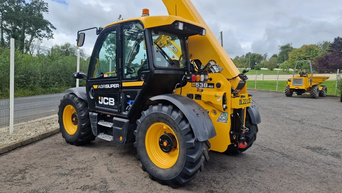2022 JCB 538-60 Agri Super - Image 2