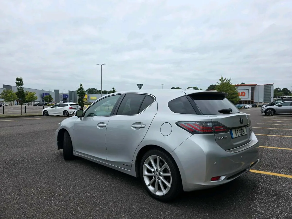 Lexus ct200h fresh nct fresh tax AUTOMATIC - Image 2