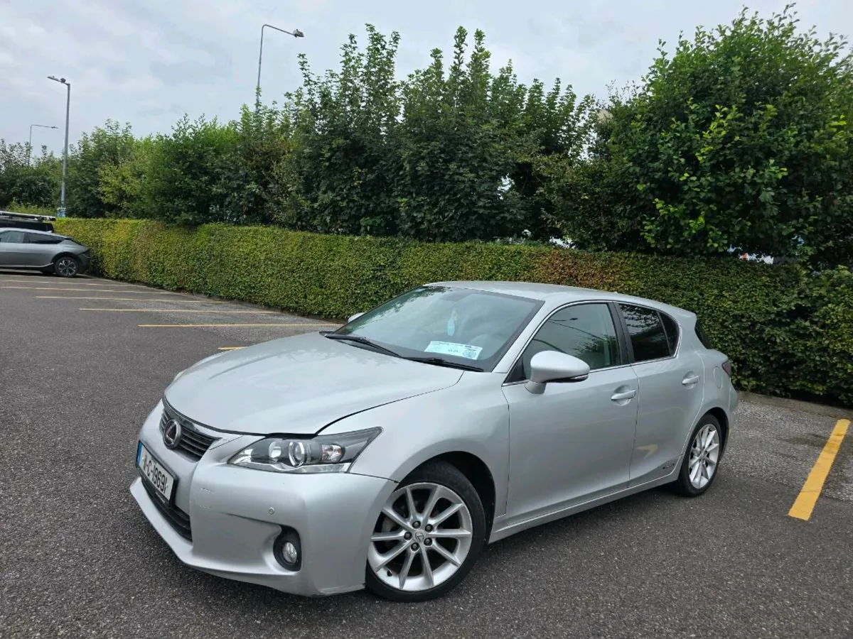 Lexus ct200h fresh nct fresh tax AUTOMATIC - Image 4