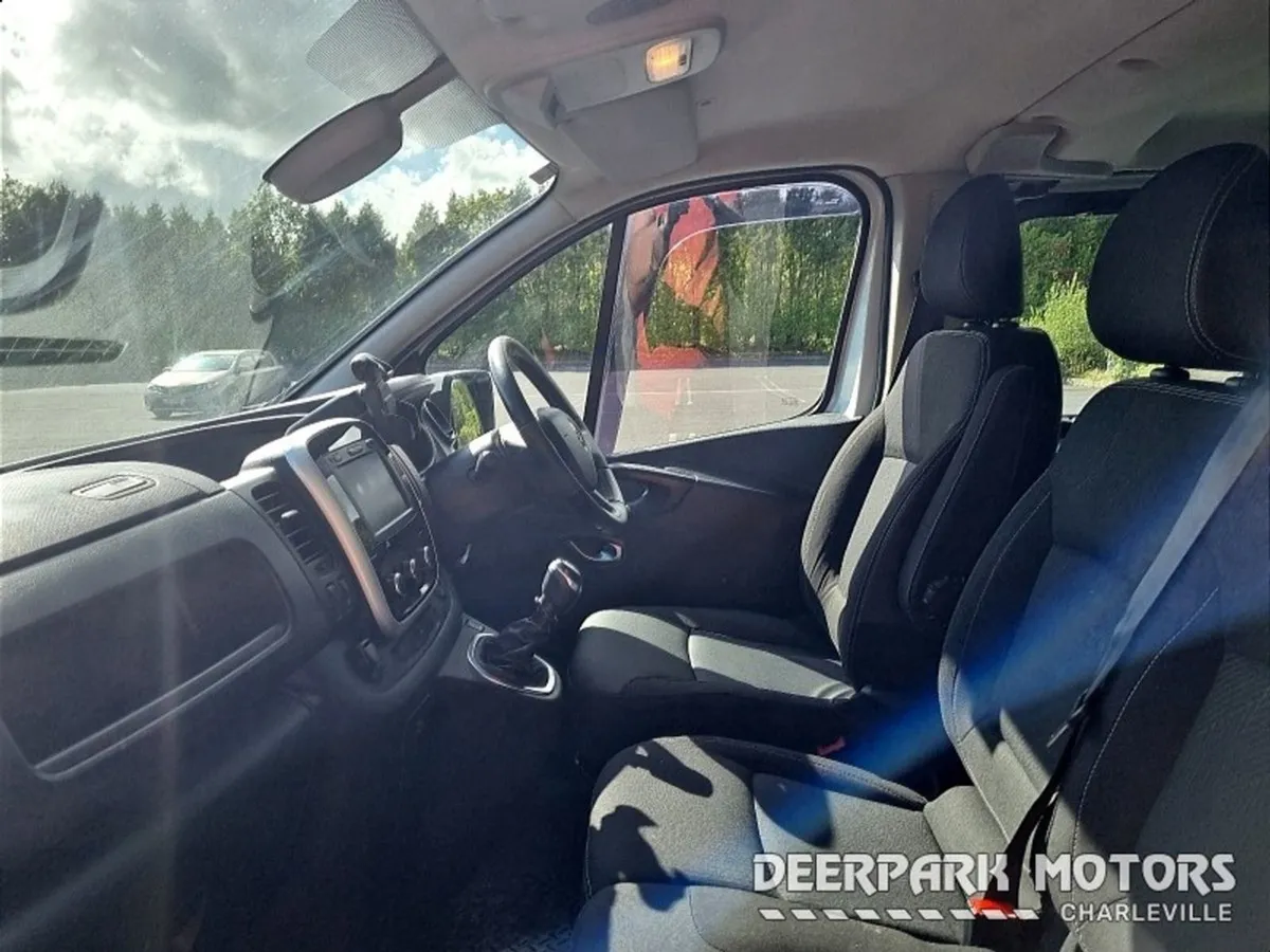Renault Trafic Trafic Ll30 Crew Cab Sport 145bhp - Image 3
