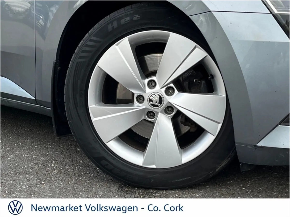 Skoda Superb 2.0tdi 150BHP Ambition 6 Speed - Image 2