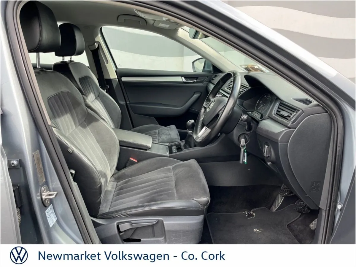 Skoda Superb 2.0tdi 150BHP Ambition 6 Speed - Image 4