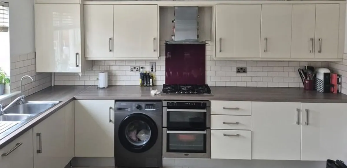 Beautiful kitchen for sale - Image 4