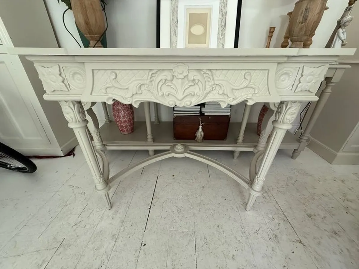 French Provincial style hall table - Image 1