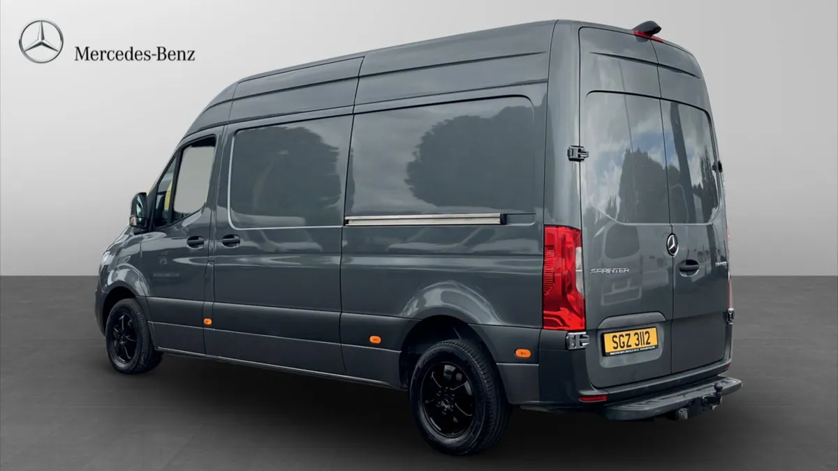 Mercedes-Benz Sprinter 314 L2H2 Premium - Image 2