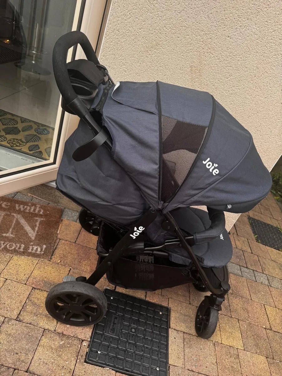 Stroller - Image 2