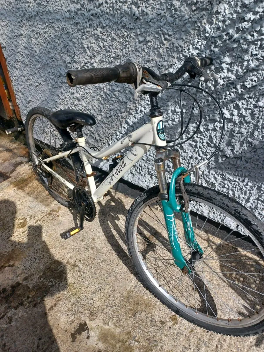 Apollo Childs Bike - Image 2