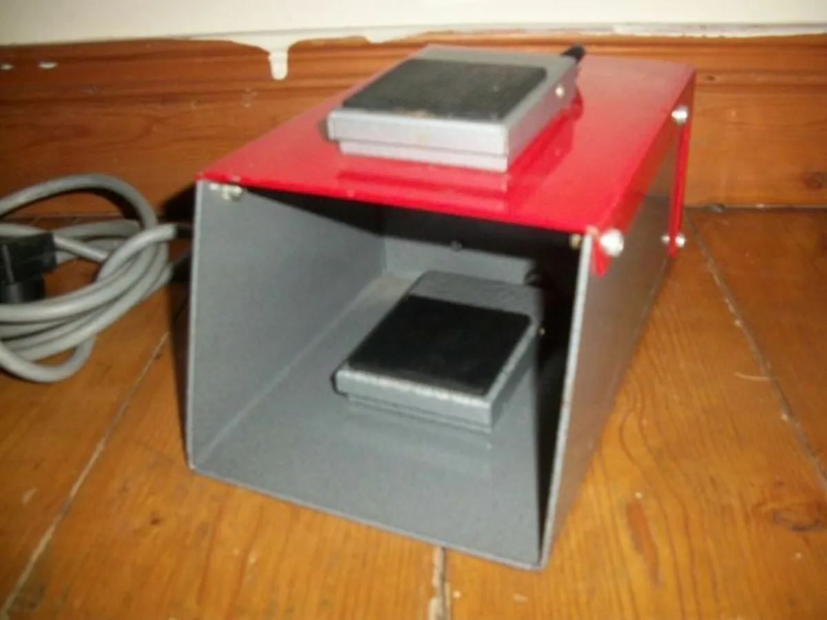 pedal - Image 1