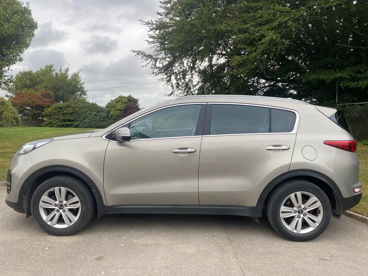 Kia Sportage 2017 - Image 2