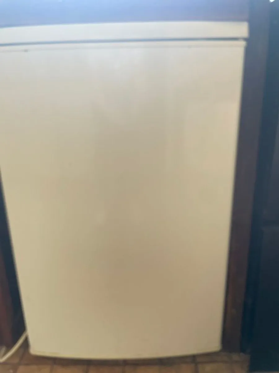 Under counter fridge - Image 2