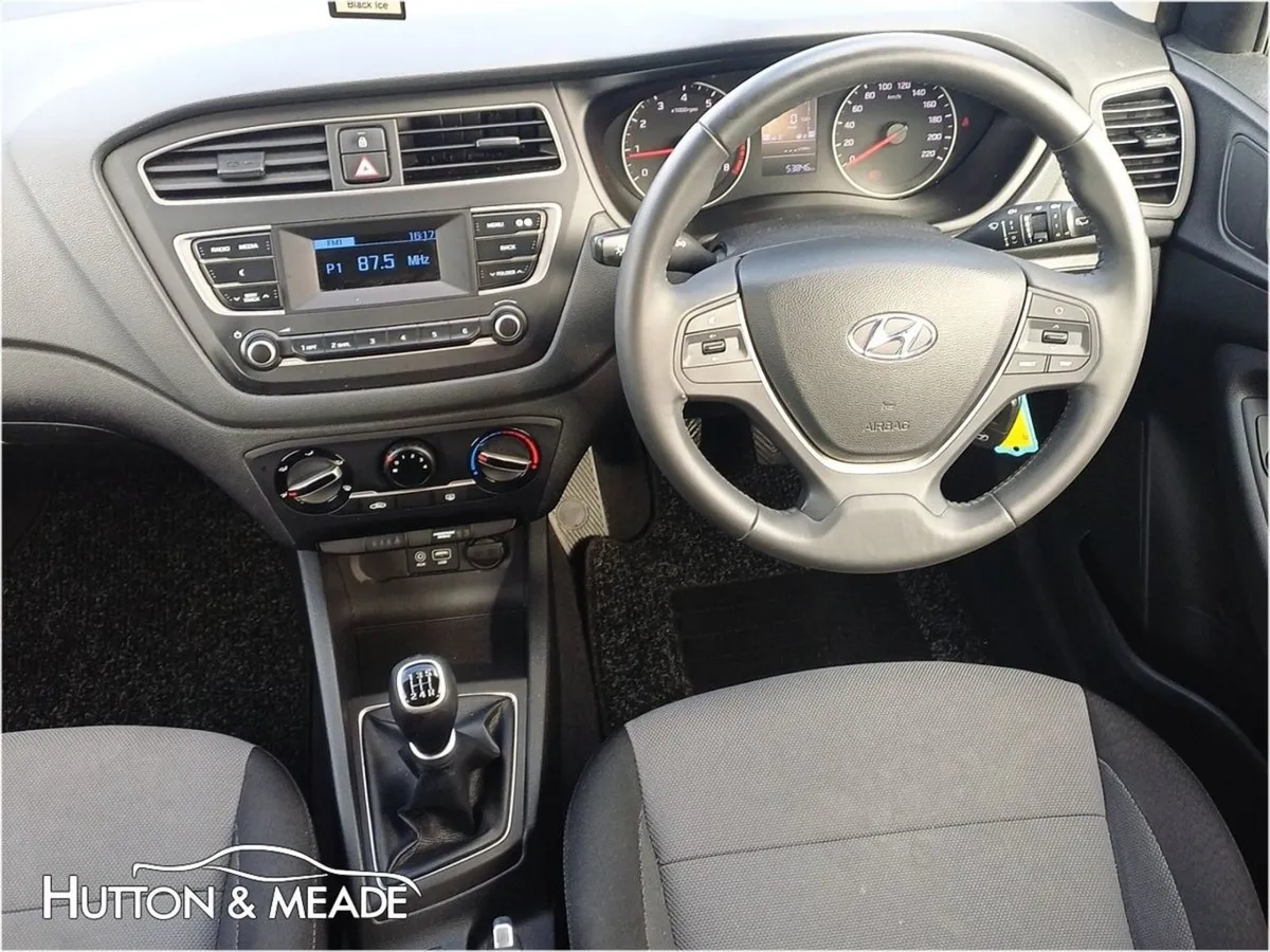 Hyundai i20 Classic 1.2 Petrol 5dr - Image 4