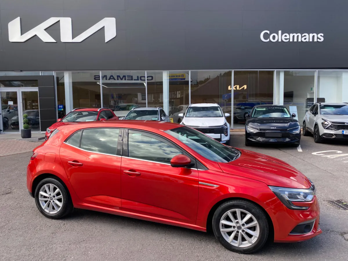 Renault Megane Dynamique NAV DCI 110 2017 - Image 1