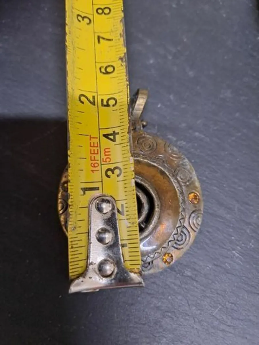 Copper pendant with orange crystals - Image 3