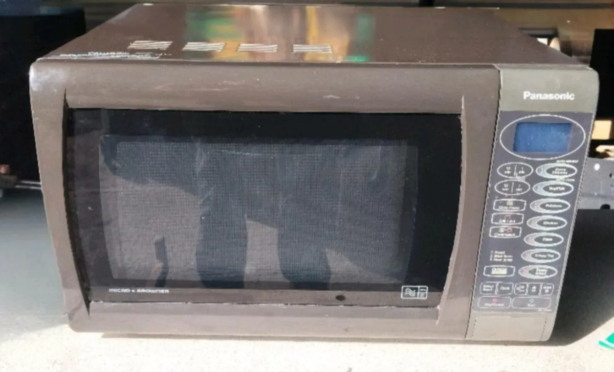 Microwave - Image 1