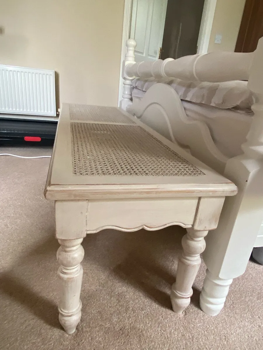 Bench for end of bed - Image 2