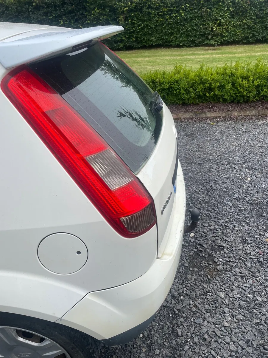 Ford fiesta van - Image 3