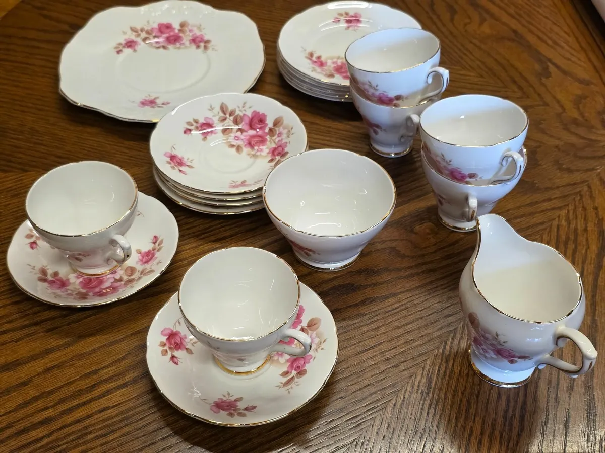 Royal Sutherland tea set - Image 3