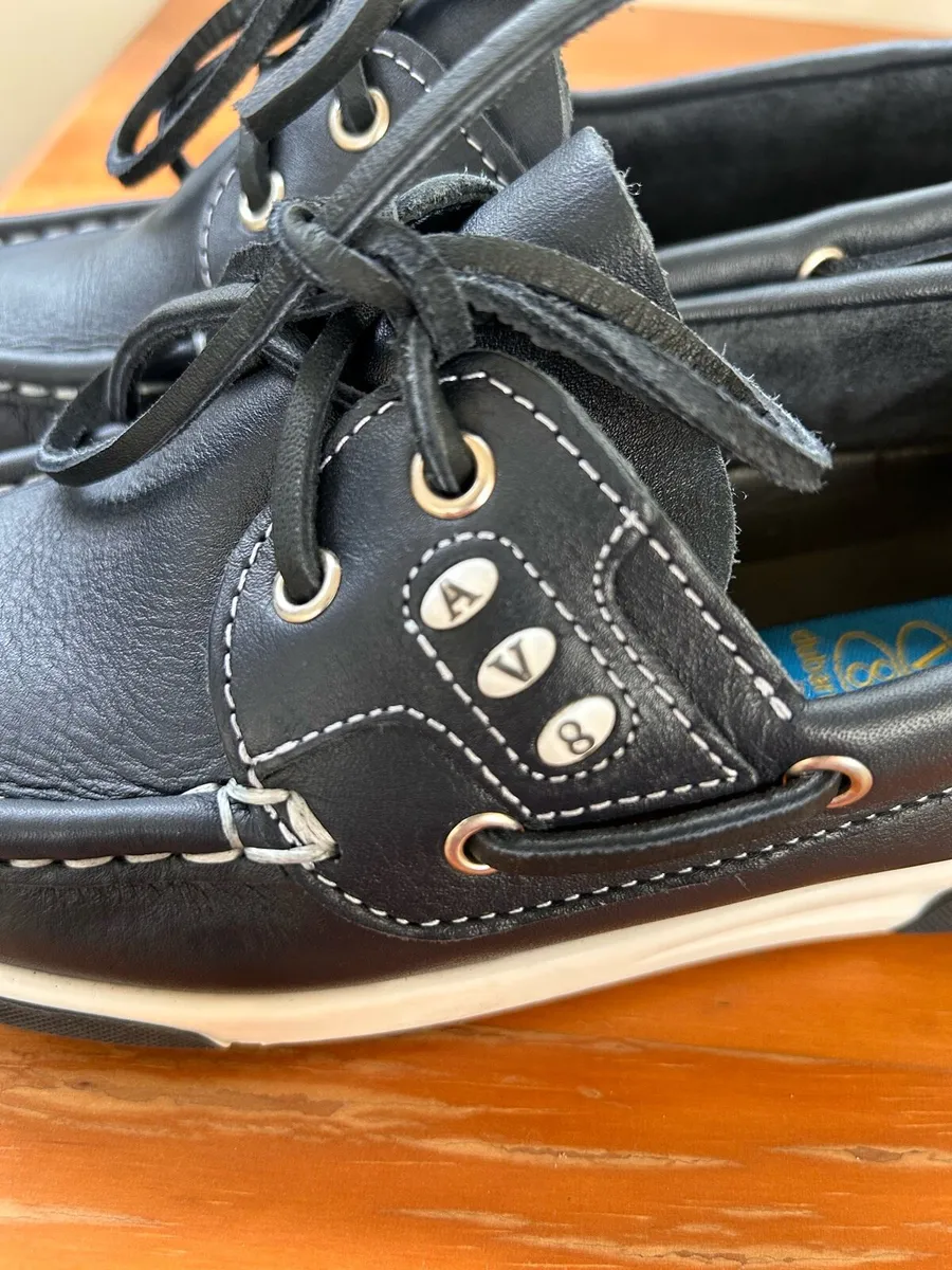 AV8 Girl’s School shoes - Image 2