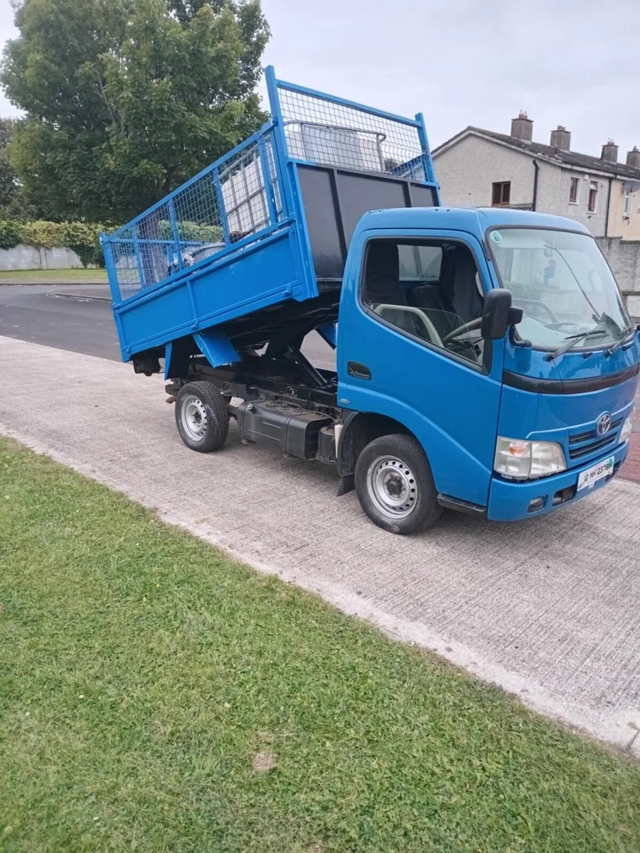 Toyota Dina pickup - Image 1