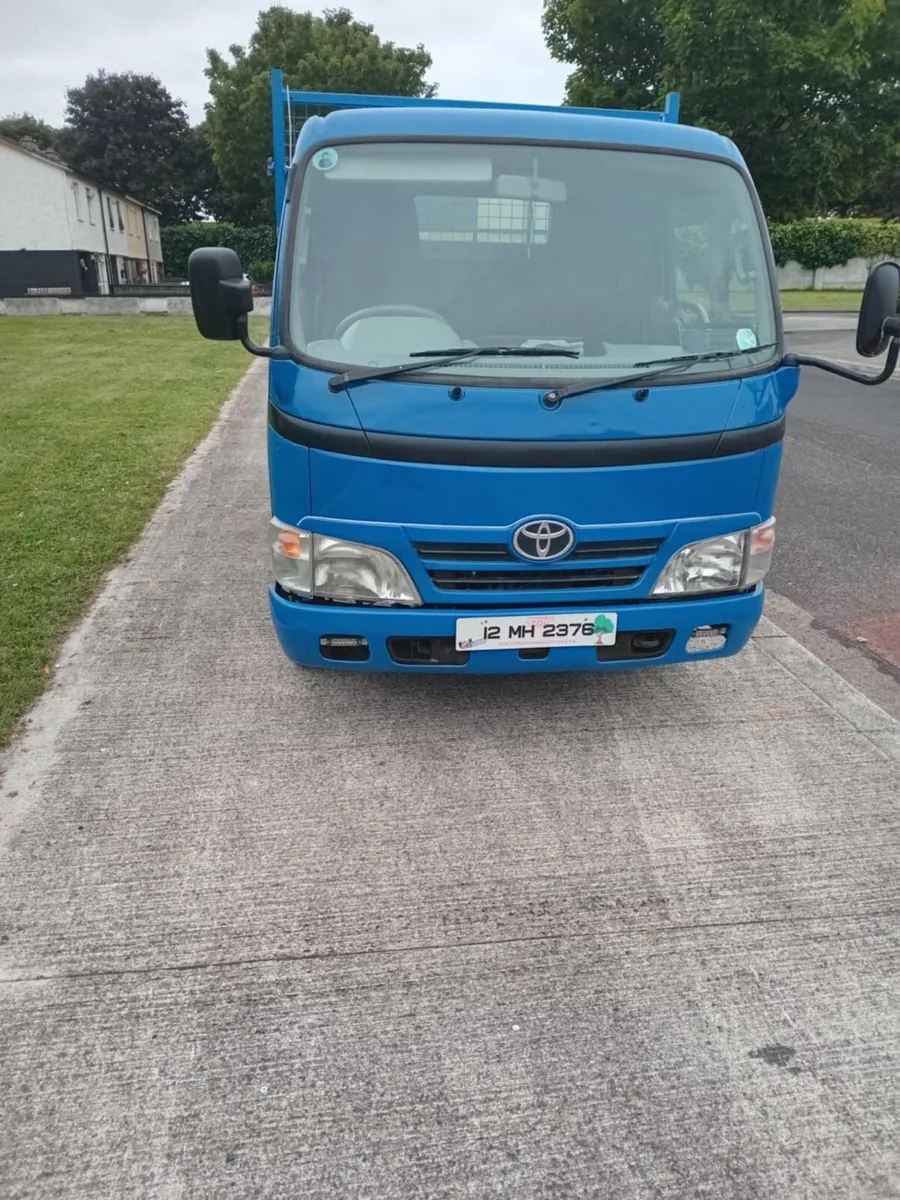 Toyota Dina pickup - Image 2