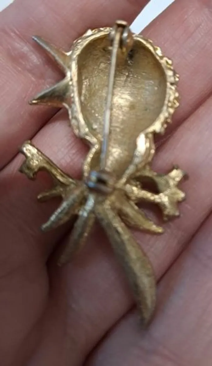 Vintage brooch bird on branch - Image 3
