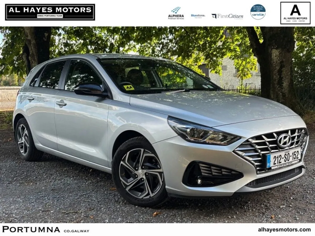 Hyundai i30 1.6 Diesel Deluxe - Image 1