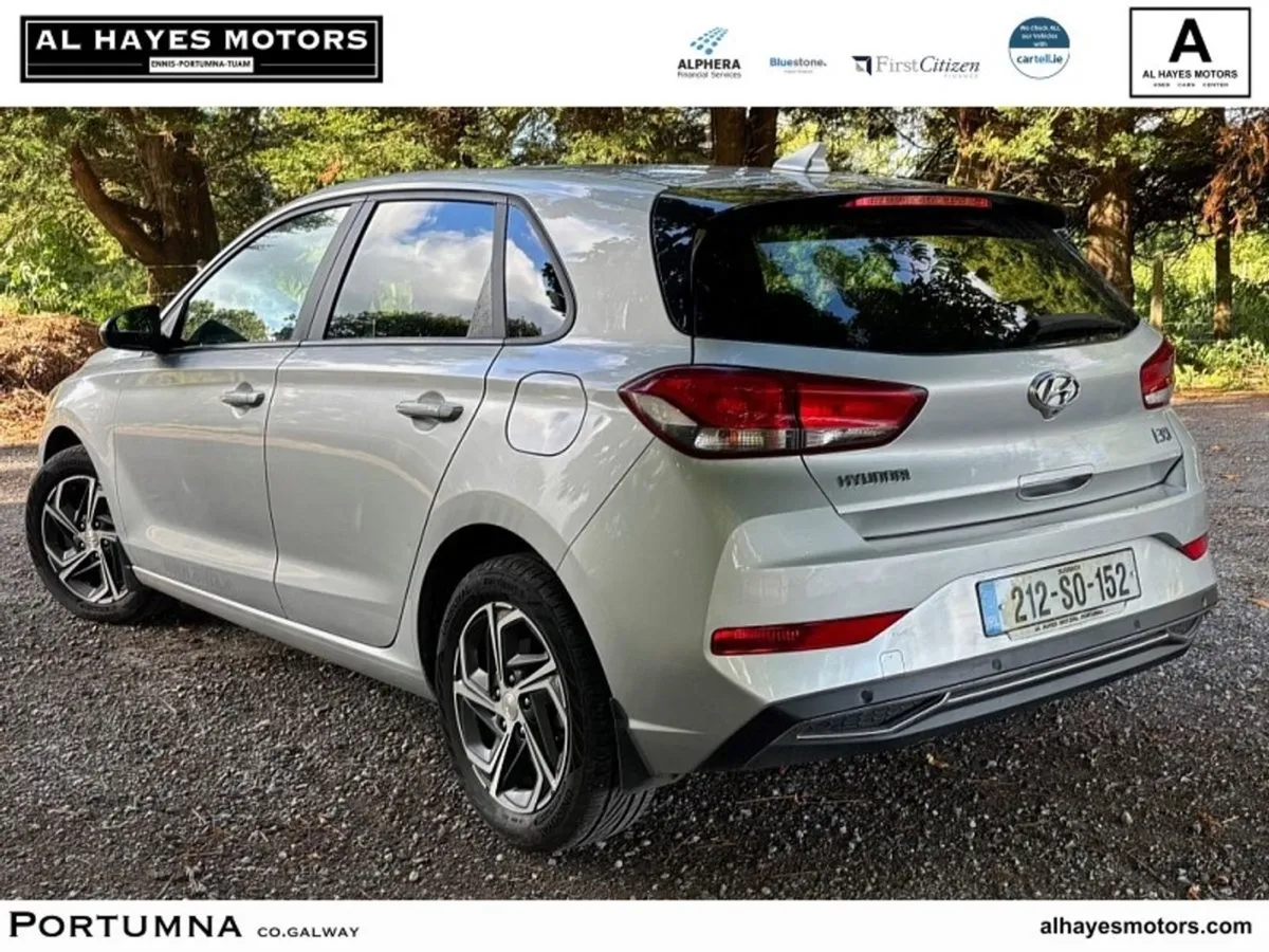 Hyundai i30 1.6 Diesel Deluxe - Image 3
