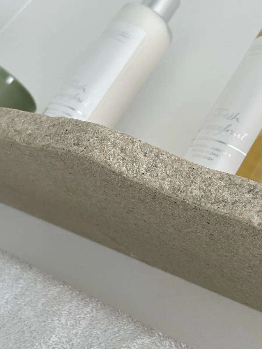 Stone shelves with black rail x 2 - Image 3
