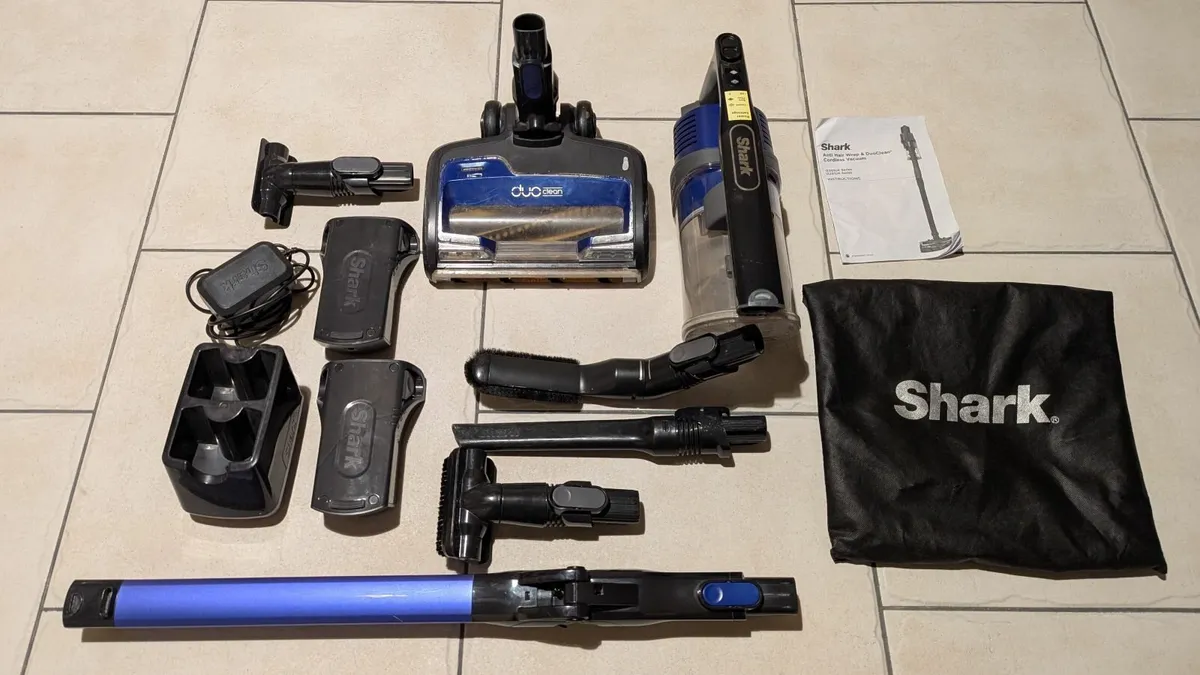 Shark Vacuum cleaner