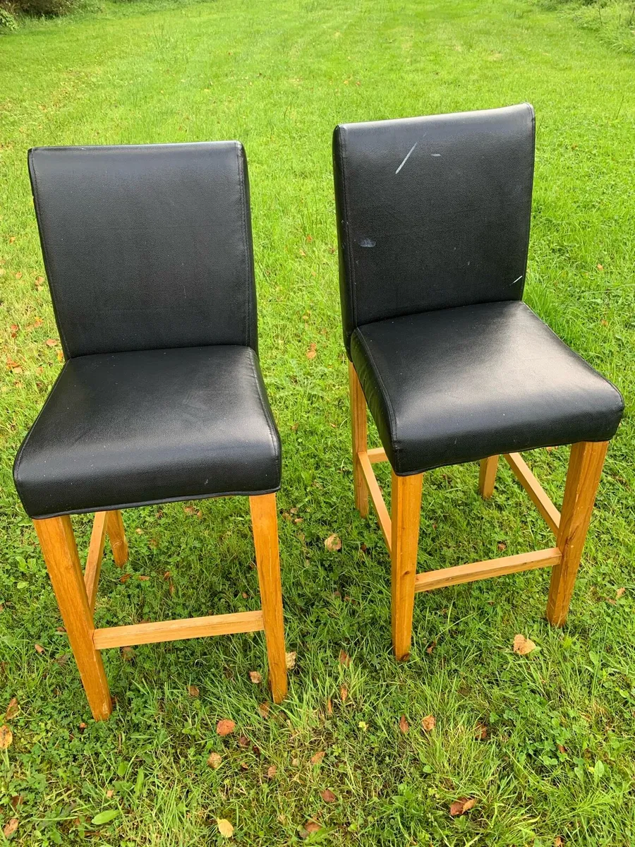 Kitchen stools - Image 1