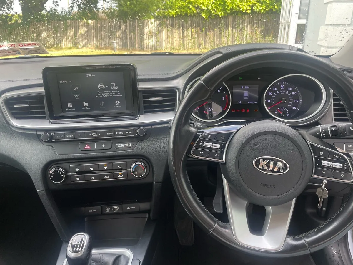 Kia Ceed 2018 NCT till aug 2027 - Image 2