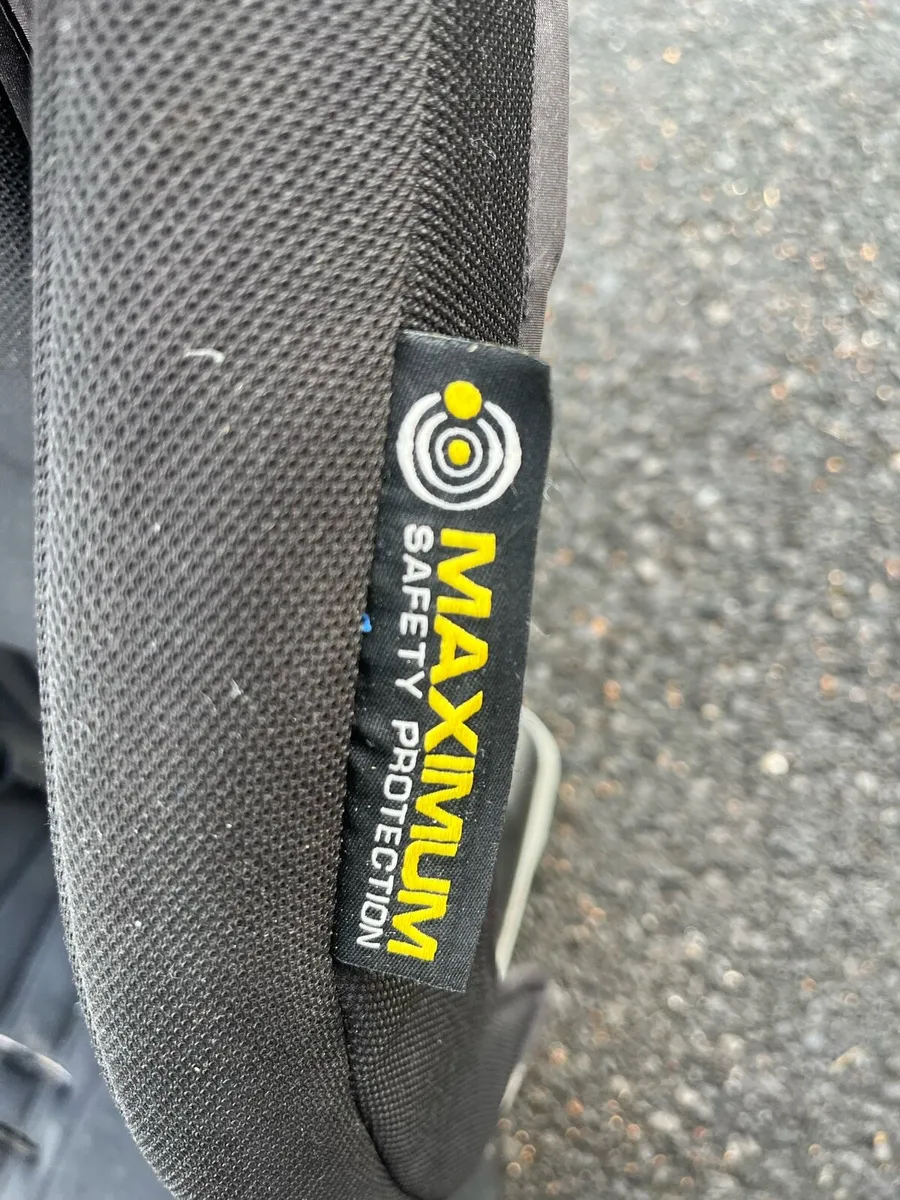Child seats - Image 4