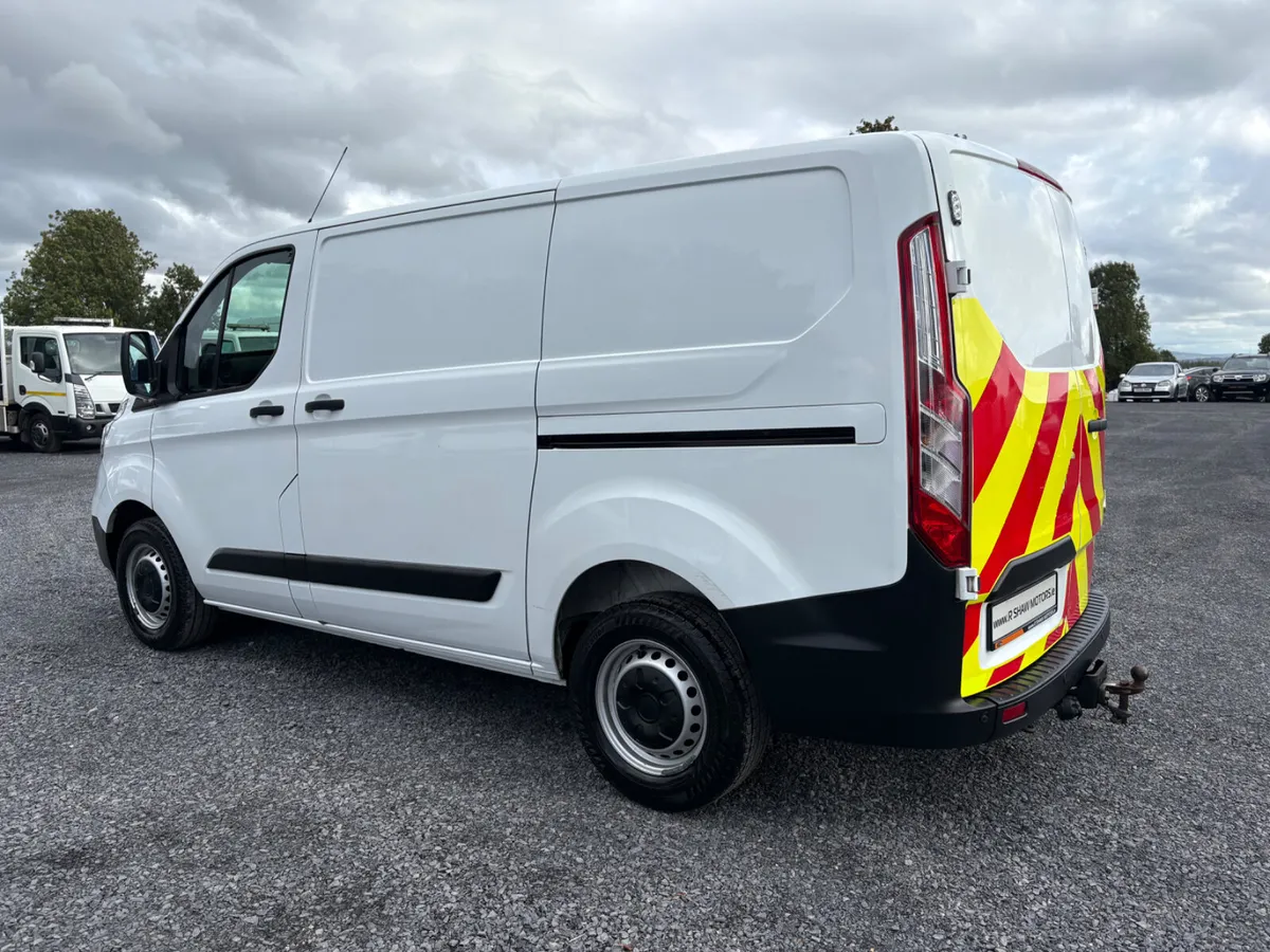 Ford Transit Custom - Image 2