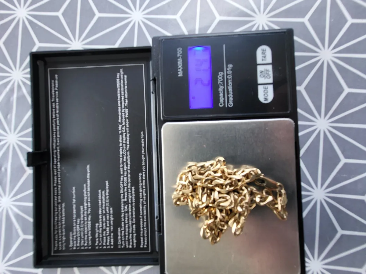 9ct gold curb chain - Image 1