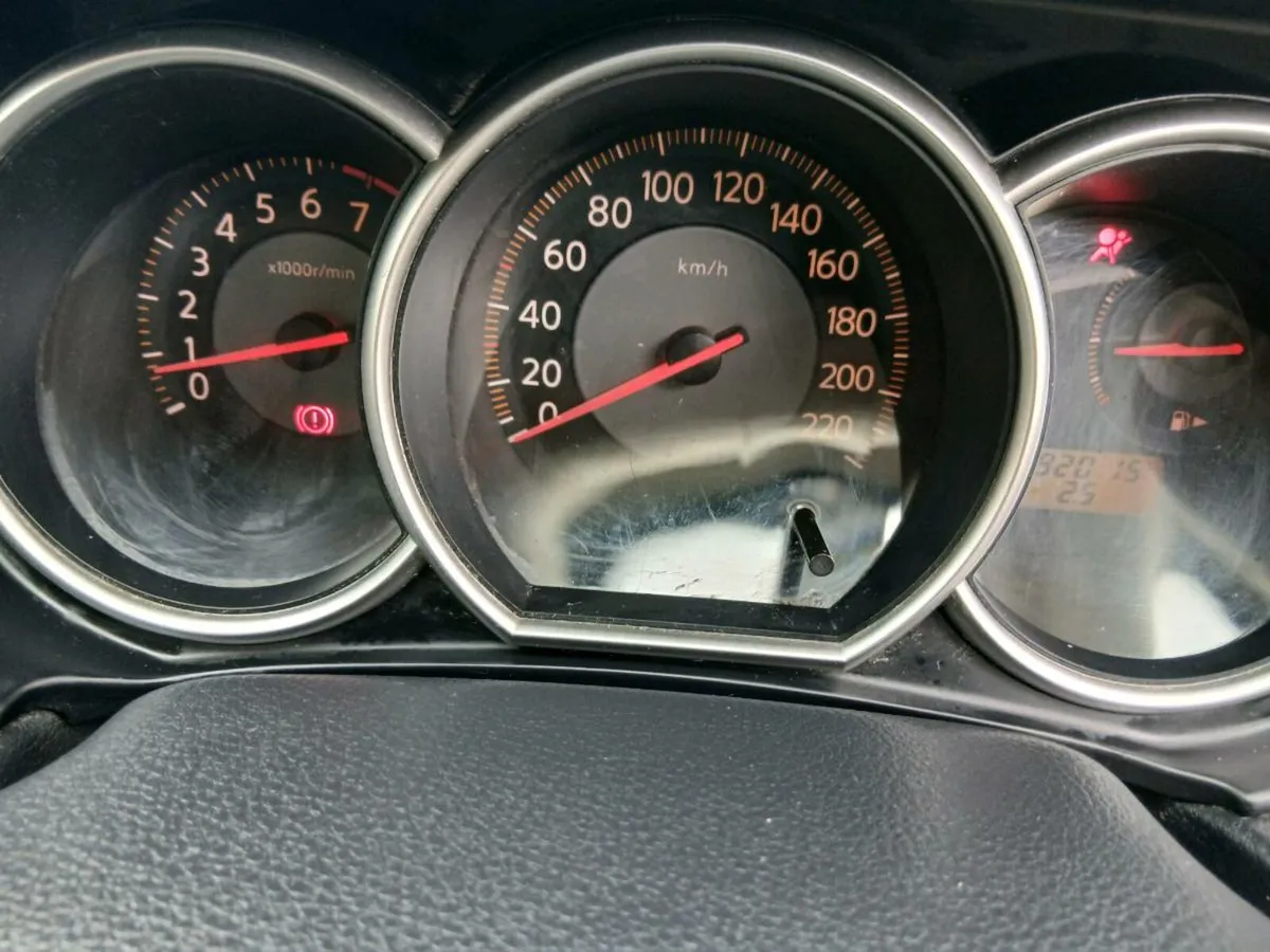 Nissan tida automatic  petrol - Image 3