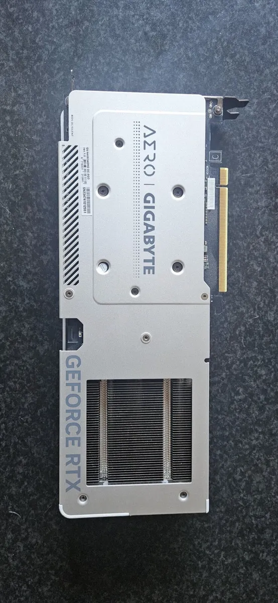 RTX 4060 AERO - Image 3