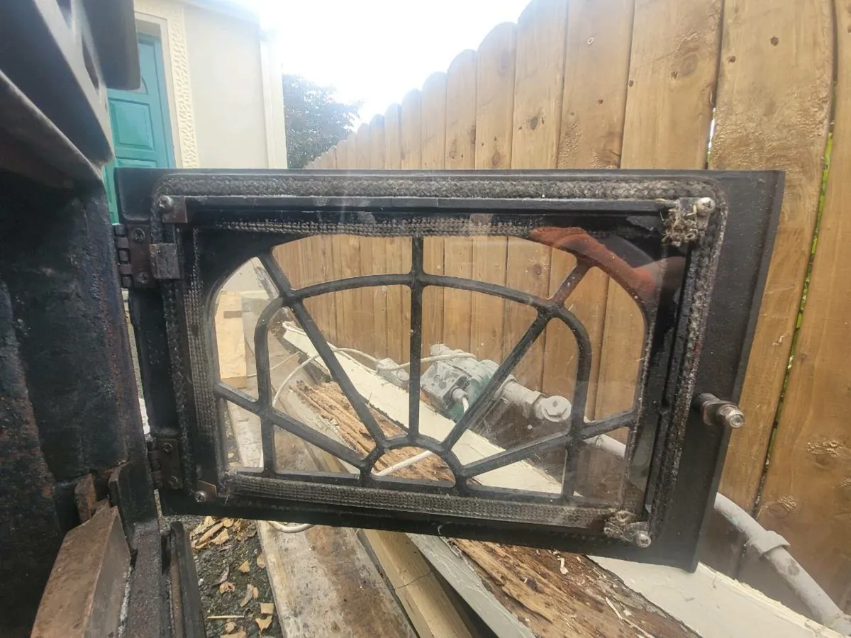 Stove - Image 3