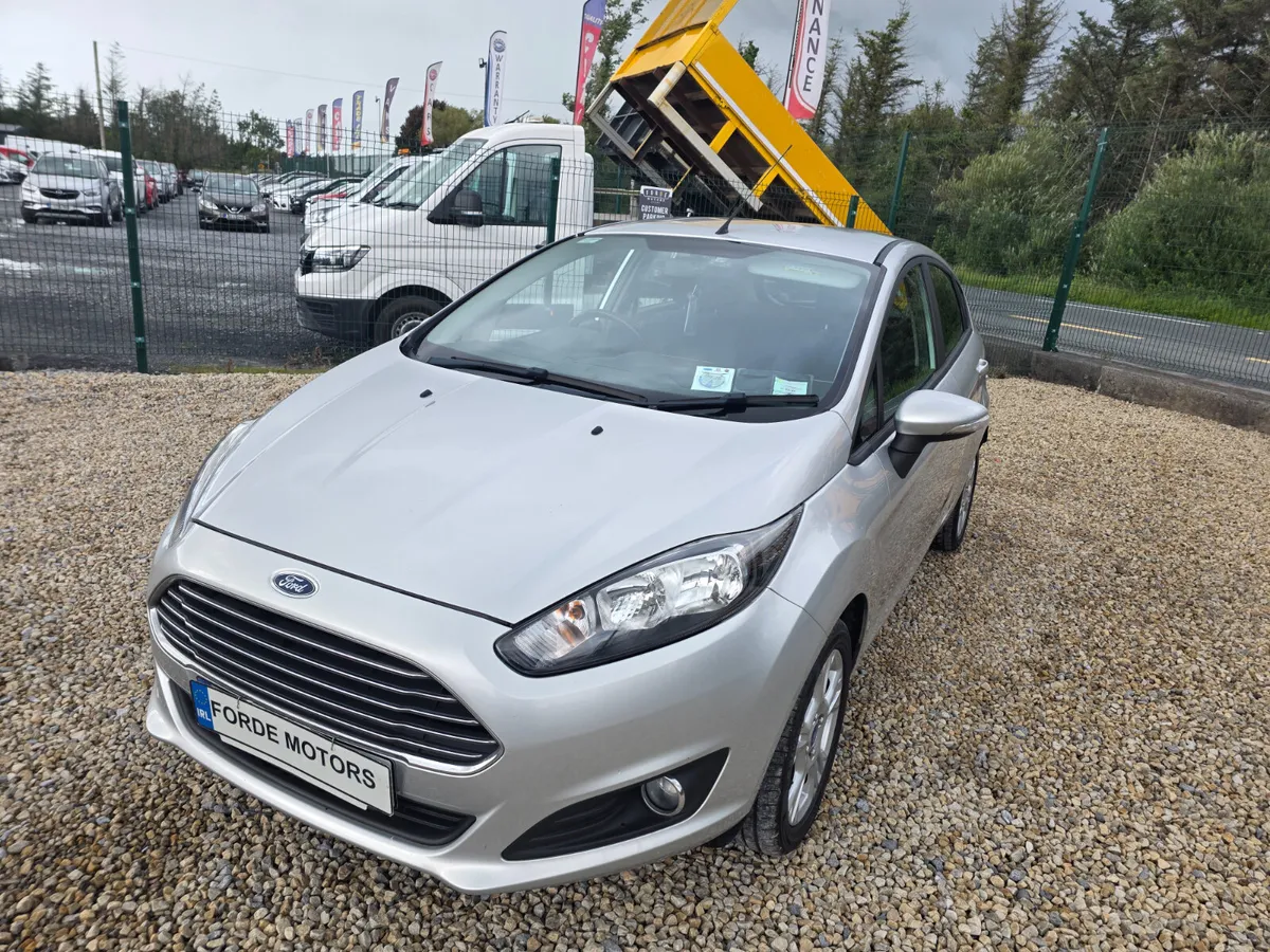 Ford Fiesta 2014 - Image 2