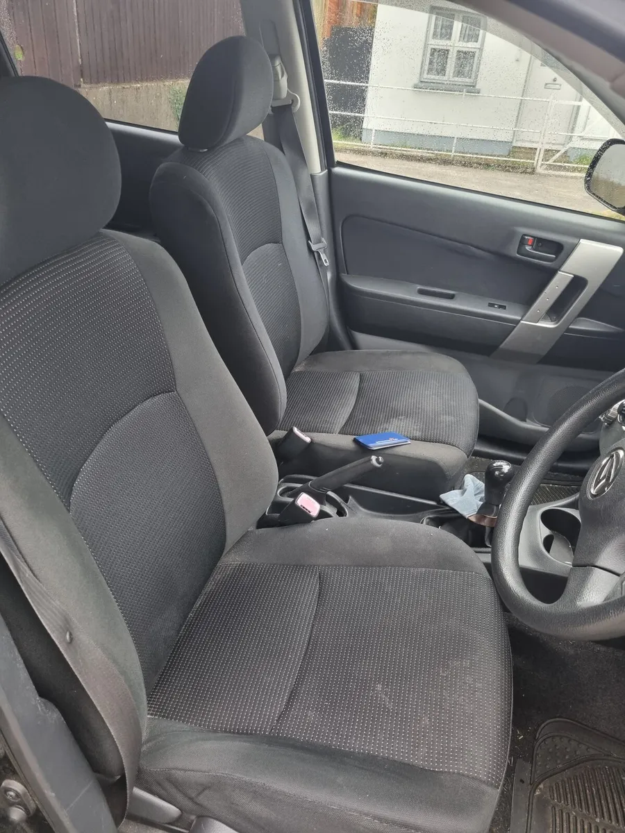 Daihatsu Terios 2010 - Image 4